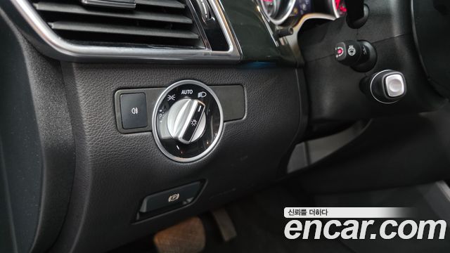 Mercedes-Benz GLE-Class GLE350 d 4MATIC