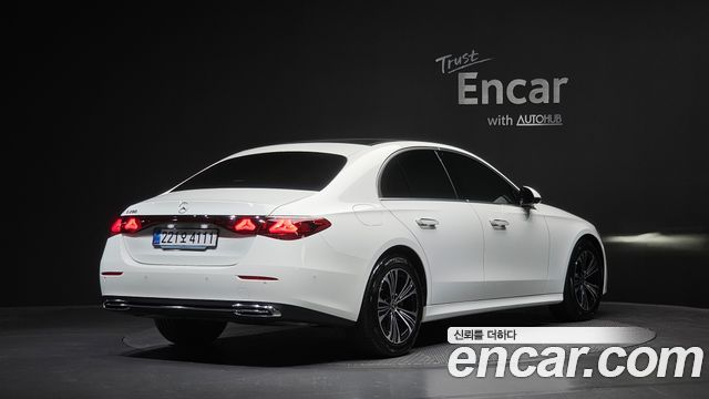 Mercedes-Benz E-Class E200 Avantgarde