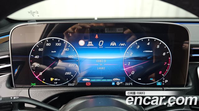 Mercedes-Benz E-Class E200 Avantgarde