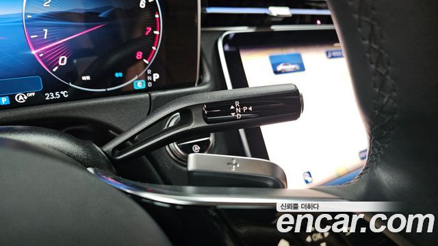 Mercedes-Benz E-Class E200 Avantgarde
