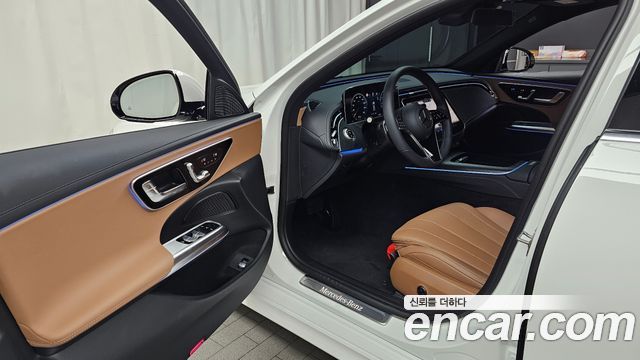 Mercedes-Benz E-Class E200 Avantgarde
