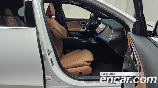 Mercedes-Benz E-Class E200 Avantgarde