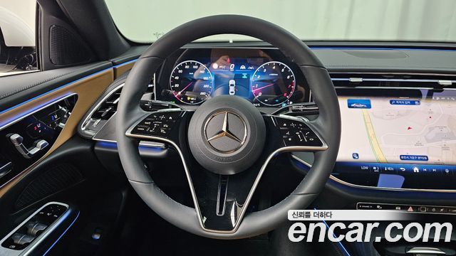 Mercedes-Benz E-Class E200 Avantgarde