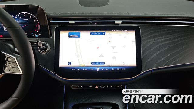 Mercedes-Benz E-Class E200 Avantgarde