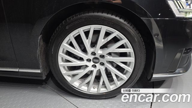 Audi A8 55 TFSI Quattro LWB