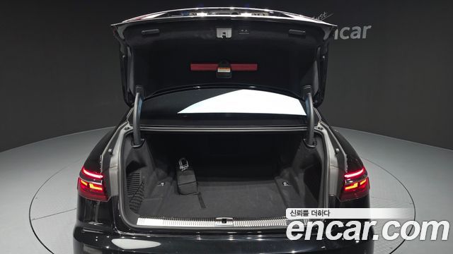 Audi A8 55 TFSI Quattro LWB