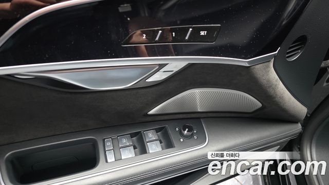 Audi A8 55 TFSI Quattro LWB