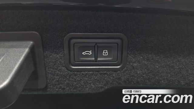 Audi A8 55 TFSI Quattro LWB
