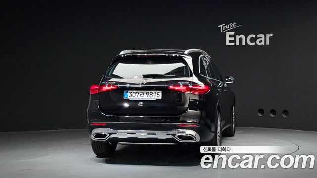 Mercedes-Benz GLC-Class GLC 300 4MATIC Avantgarde