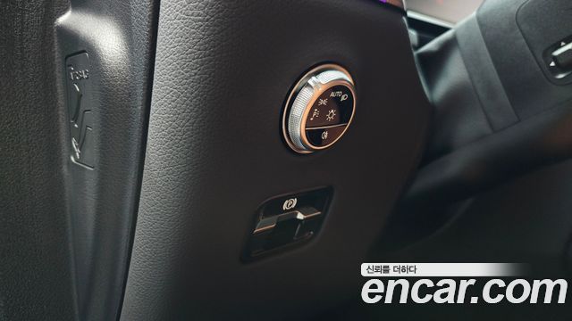 Mercedes-Benz GLC-Class GLC 300 4MATIC Avantgarde