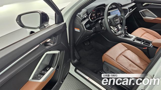 Audi Q3 35 TDI Premium