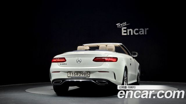 Mercedes-Benz E-Class E220d Cabriolet