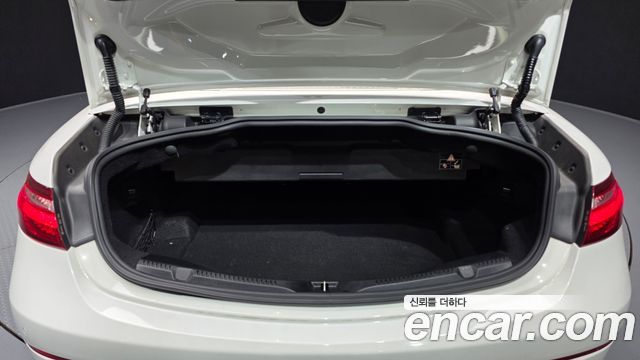 Mercedes-Benz E-Class E220d Cabriolet