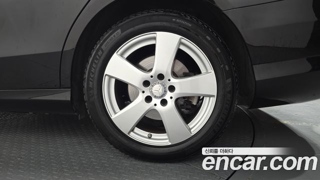 Mercedes-Benz C-Class C200
