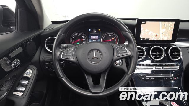 Mercedes-Benz C-Class C200
