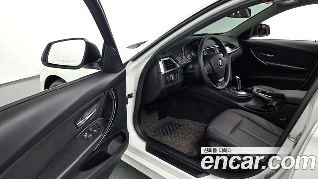 BMW 3-Series 320d