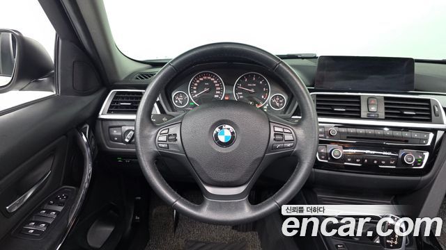 BMW 3-Series 320d