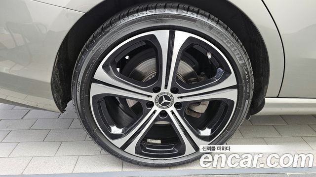 Mercedes-Benz C-Class C300 4MATIC Avantgarde