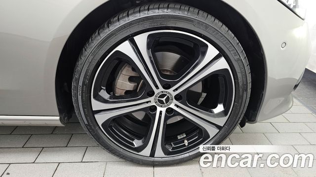 Mercedes-Benz C-Class C300 4MATIC Avantgarde