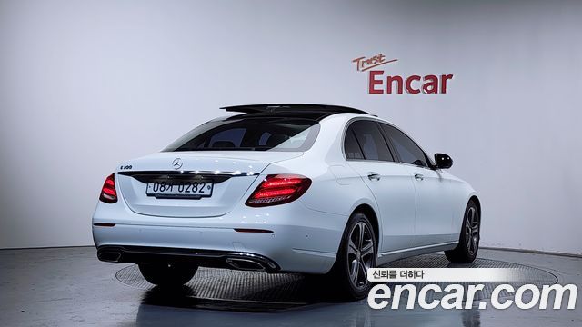 Mercedes-Benz E-Class E300 Avantgarde