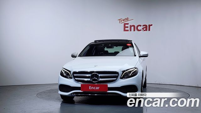 Mercedes-Benz E-Class E300 Avantgarde