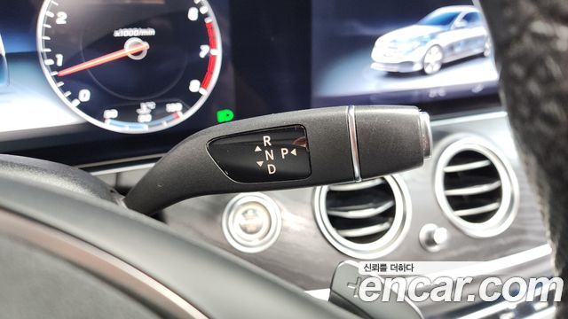 Mercedes-Benz E-Class E300 Avantgarde