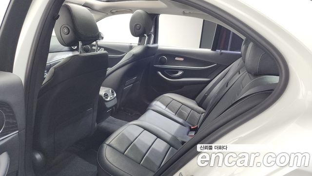 Mercedes-Benz E-Class E300 Avantgarde