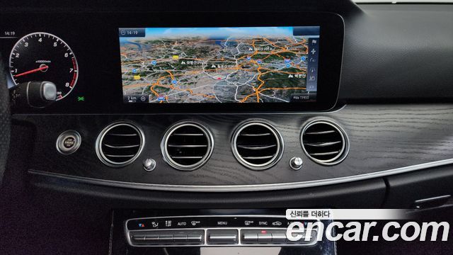 Mercedes-Benz E-Class E300 Avantgarde