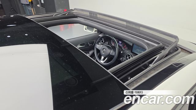 Mercedes-Benz A-Class A200