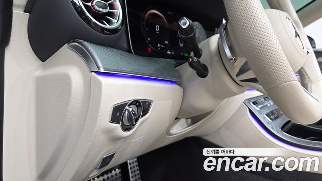 Mercedes-Benz E-Class E450 4MATIC Cabriolet