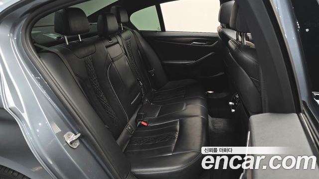 BMW 5-Series 530i xDrive M Sport Package Plus
