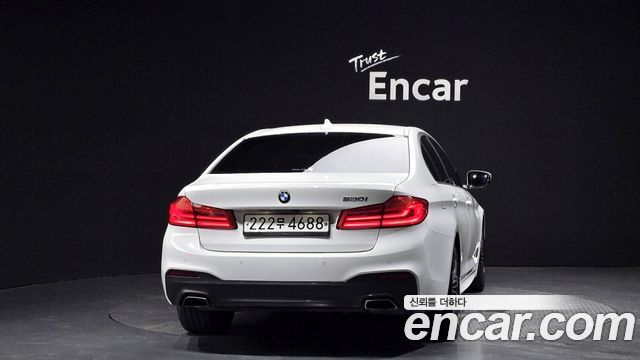 BMW 5-Series 530i M Sport Package Plus