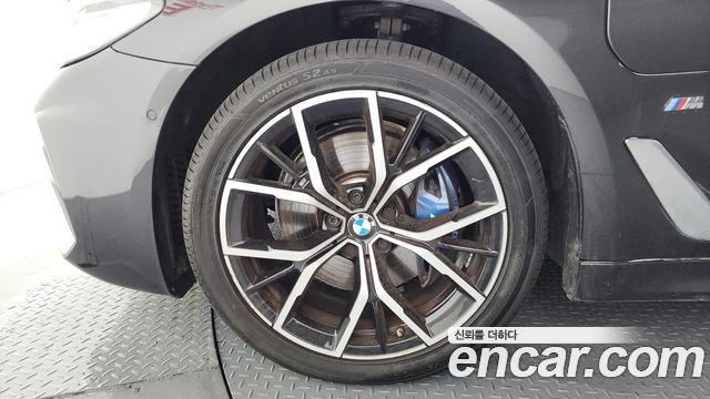 BMW 5-Series 530e M Sport