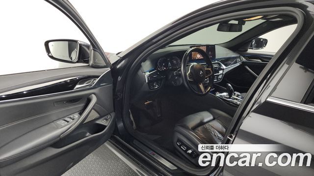 BMW 5-Series 530e M Sport