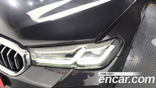 BMW 5-Series 530e M Sport