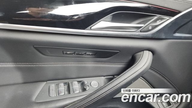 BMW 5-Series 530e M Sport