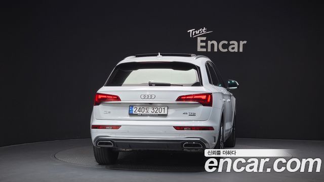 Audi Q5 45 TFSI Quattro Premium