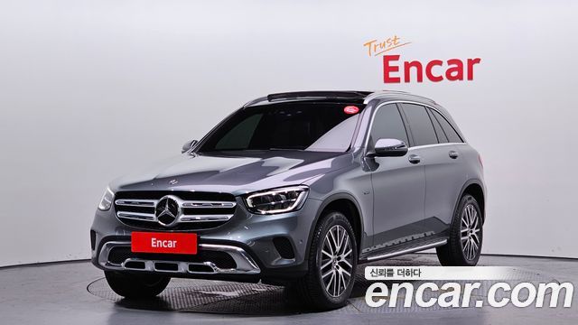 Mercedes-Benz GLC-Class GLC300e 4MATIC