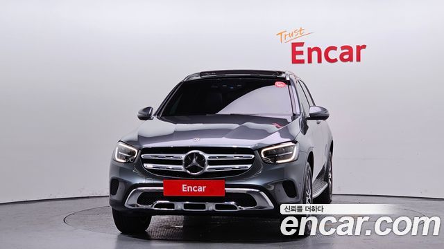 Mercedes-Benz GLC-Class GLC300e 4MATIC