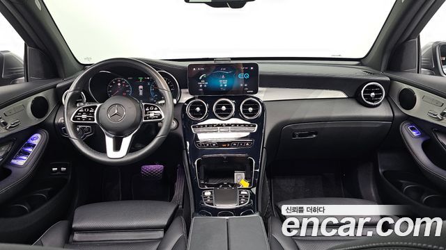 Mercedes-Benz GLC-Class GLC300e 4MATIC