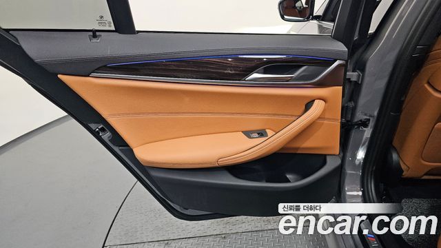 BMW 5-Series 520i M Sport
