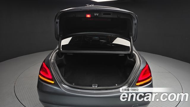 Mercedes-Benz C-Class C220 d Avantgarde