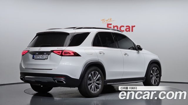 Mercedes-Benz GLE-Class GLE300d 4MATIC