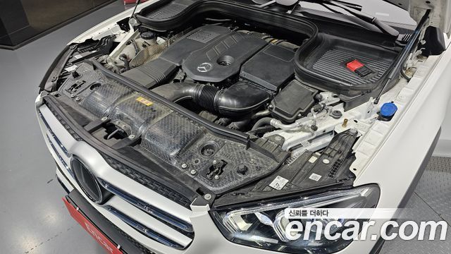 Mercedes-Benz GLE-Class GLE300d 4MATIC
