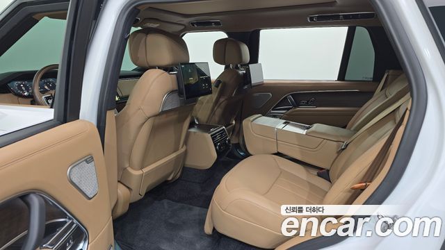 Land Rover Range Rover D350 Autobiography Long Wheel Base