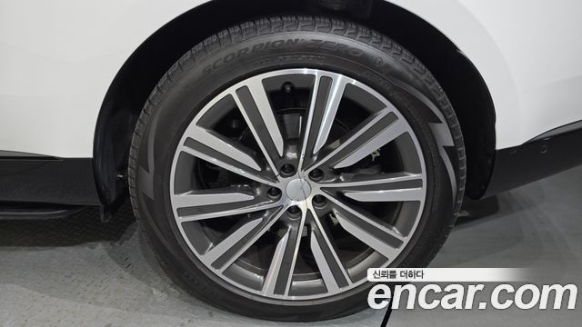 Land Rover Range Rover D350 Autobiography Long Wheel Base
