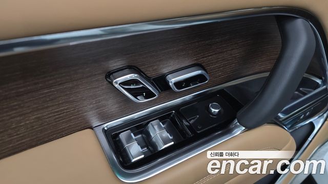 Land Rover Range Rover D350 Autobiography Long Wheel Base
