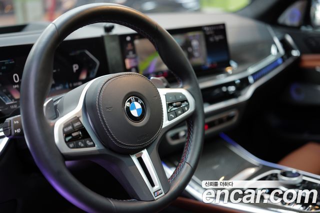 BMW X7 M60i xDrive M sport 6STR
