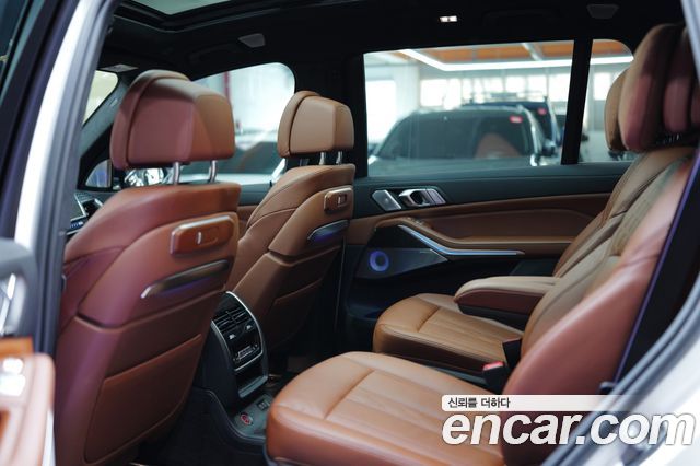 BMW X7 M60i xDrive M sport 6STR