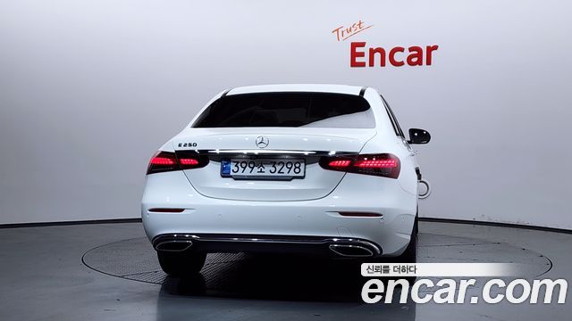 Mercedes-Benz E-Class E250 Avantgarde